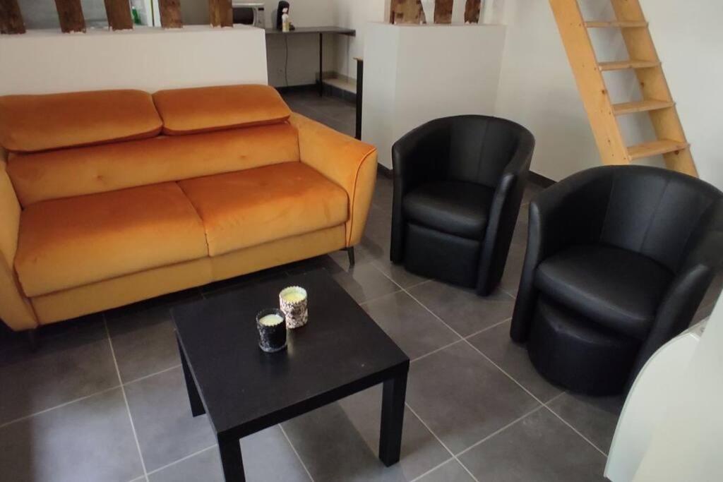 Appartement Hyper Centre Mayenne Dış mekan fotoğraf
